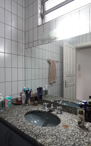 Casa à venda com 250m², 4 quartos e 3 vagasBanheiro 2