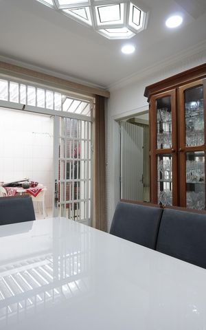 Casa à venda com 250m², 4 quartos e 3 vagasCopa