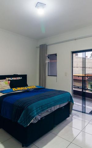 Casa à venda com 312m², 3 quartos e 2 vagas Casa à venda com 312m², 3 quartos e 2 vagasSuíte