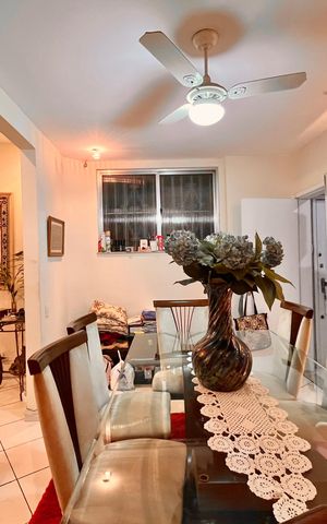 Apartamento à venda com 143m², 3 quartos e 1 vaga