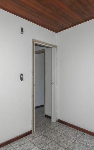 Apartamento à venda com 70m², 2 quartos e 2 vagasQuarto 2