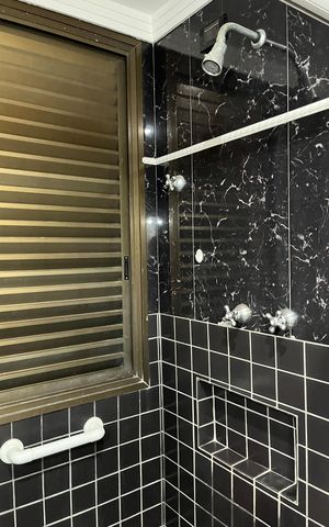 Apartamento para alugar com 189m², 3 quartos e 2 vagasBanheiro da Suíte