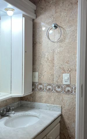 Apartamento para alugar com 189m², 3 quartos e 2 vagasBanheiro Social