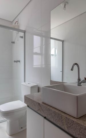 Apartamento à venda com 136m², 4 quartos e 3 vagas Apartamento à venda com 136m², 4 quartos e 3 vagasBanheiro