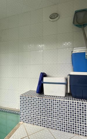 Casa de condomínio à venda com 220m², 3 quartos e sem vaga Casa de condomínio à venda com 220m², 3 quartos e sem vagaÁrea externa