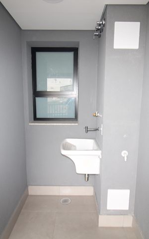 Apartamento à venda com 58m², 1 quarto e 1 vagaSala / Cozinha - Varanda