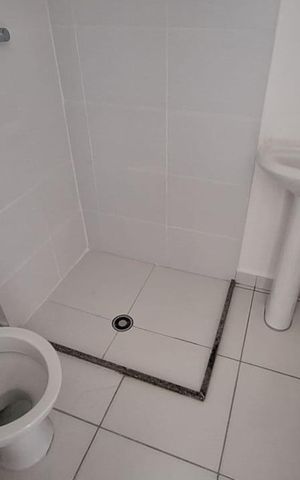 Apartamento à venda com 34m², 2 quartos e sem vaga Apartamento à venda com 34m², 2 quartos e sem vagaBanheiro