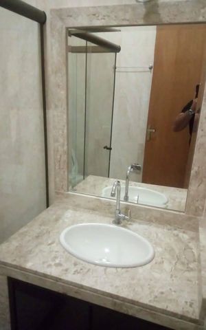 Casa à venda com 70m², 4 quartos e sem vaga