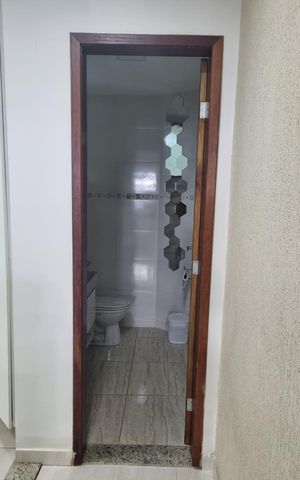 Casa à venda com 130m², 3 quartos e 2 vagas Casa à venda com 130m², 3 quartos e 2 vagasBanheiro