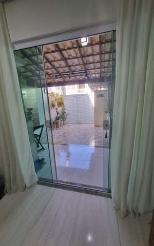 Casa à venda com 130m², 3 quartos e 2 vagas Casa à venda com 130m², 3 quartos e 2 vagasQuarto