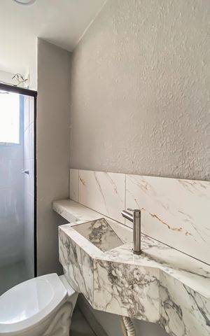 Apartamento à venda com 39m², 2 quartos e sem vaga Apartamento à venda com 39m², 2 quartos e sem vagaBanheiro
