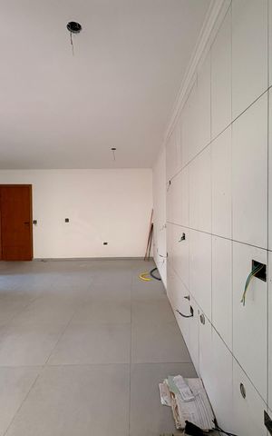 Apartamento à venda com 105m², 2 quartos e 2 vagas Apartamento à venda com 105m², 2 quartos e 2 vagasCozinha