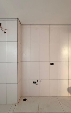Apartamento à venda com 105m², 2 quartos e 2 vagas Apartamento à venda com 105m², 2 quartos e 2 vagasBanheiro