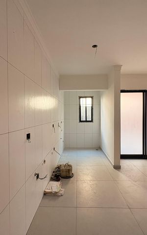 Apartamento à venda com 105m², 2 quartos e 2 vagas Apartamento à venda com 105m², 2 quartos e 2 vagasCozinha
