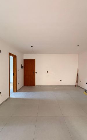 Apartamento à venda com 105m², 2 quartos e 2 vagas Apartamento à venda com 105m², 2 quartos e 2 vagasSala
