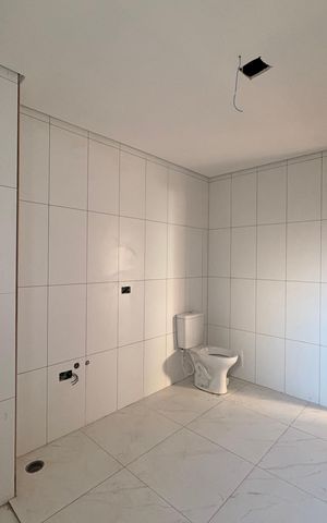 Apartamento à venda com 105m², 2 quartos e 2 vagas Apartamento à venda com 105m², 2 quartos e 2 vagasBanheiro