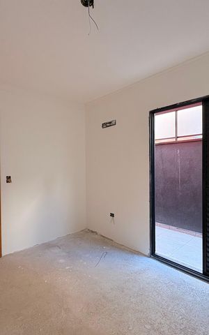 Apartamento à venda com 105m², 2 quartos e 2 vagas Apartamento à venda com 105m², 2 quartos e 2 vagasSuite