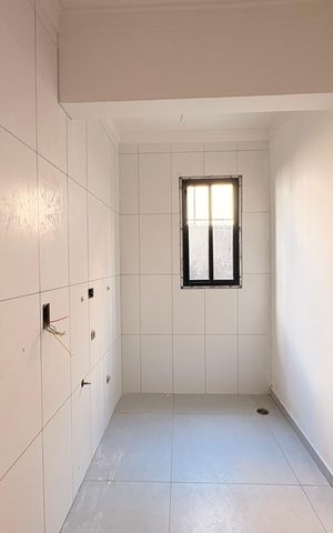 Apartamento à venda com 105m², 2 quartos e 2 vagas Apartamento à venda com 105m², 2 quartos e 2 vagasCozinha
