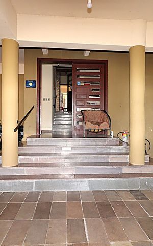 Casa à venda com 300m², 7 quartos e 4 vagasEntrada do prédio