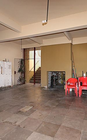 Casa à venda com 300m², 7 quartos e 4 vagasGaragem