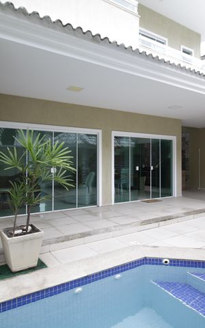 Casa de condomínio à venda com 490m², 4 quartos e 2 vagasPiscina