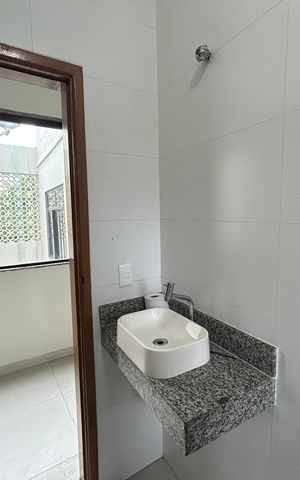 Casa para alugar com 461m², 8 quartos e 5 vagasBanheiro Social 2