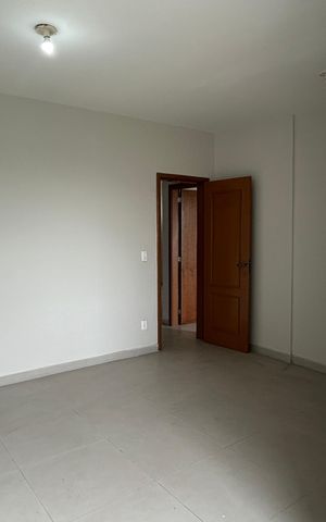 Casa para alugar com 461m², 8 quartos e 5 vagasQuarto 7