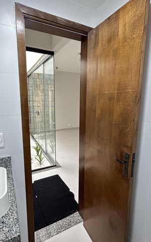 Casa para alugar com 461m², 8 quartos e 5 vagasBanheiro Social 1