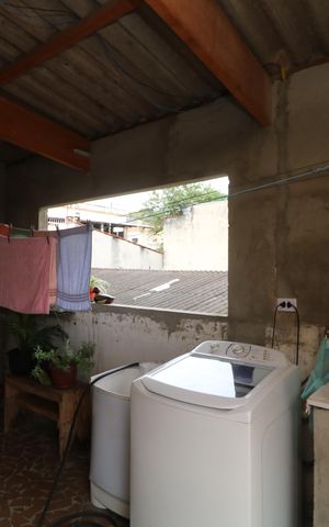 Casa à venda com 120m², 4 quartos e sem vagaÁrea de Serviço