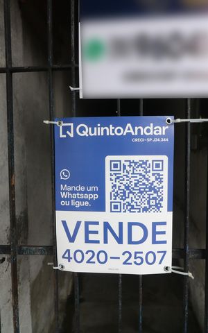 Casa à venda com 120m², 4 quartos e sem vagaFachada
