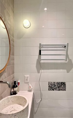 Apartamento à venda com 80m², 1 quarto e sem vaga Apartamento à venda com 80m², 1 quarto e sem vagaBanheiro social