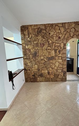 Casa à venda com 327m², 4 quartos e 1 vagaSala