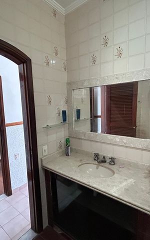 Casa à venda com 327m², 4 quartos e 1 vagaBanheiro da Suíte 3