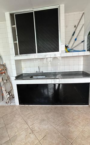 Casa à venda com 327m², 4 quartos e 1 vagaCozinha