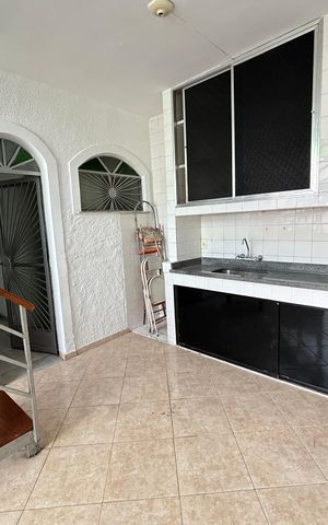 Casa à venda com 327m², 4 quartos e 1 vagaCozinha