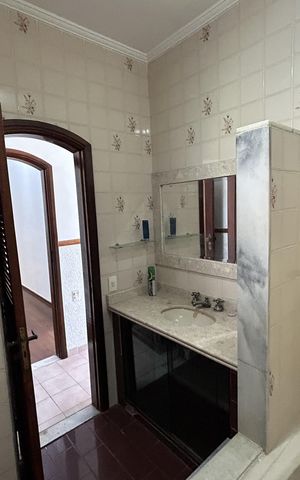 Casa à venda com 327m², 4 quartos e 1 vagaBanheiro da Suíte 3