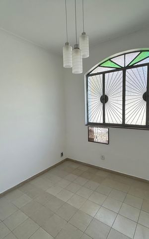Casa à venda com 327m², 4 quartos e 1 vagaSuíte 2