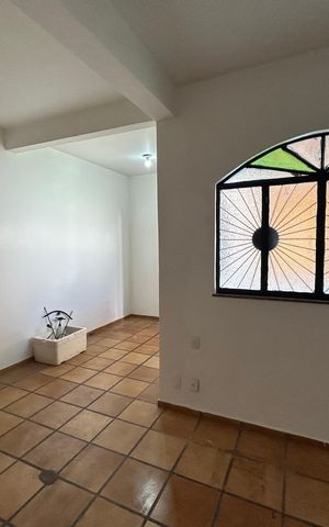 Casa à venda com 327m², 4 quartos e 1 vagaQuarto 