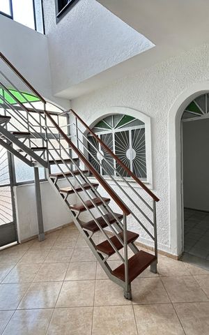 Casa à venda com 327m², 4 quartos e 1 vagaCozinha