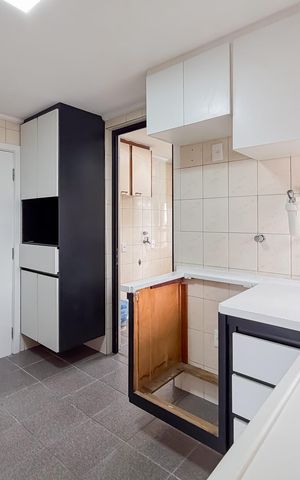 Apartamento à venda com 110m², 3 quartos e 2 vagas Apartamento à venda com 110m², 3 quartos e 2 vagasCozinha