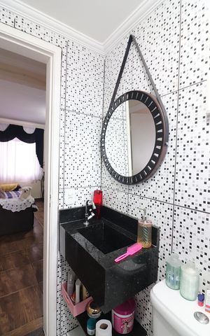 Apartamento à venda com 48m², 2 quartos e 1 vagaBanheiro Social