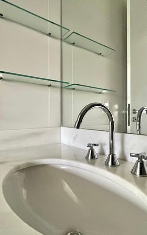 Apartamento à venda com 43m², 1 quarto e 1 vaga Apartamento à venda com 43m², 1 quarto e 1 vagaBanheiro da Suíte