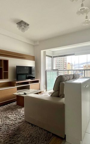 Apartamento à venda com 43m², 1 quarto e 1 vaga Apartamento à venda com 43m², 1 quarto e 1 vagaSala