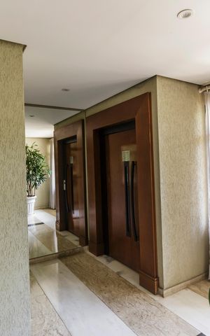 Apartamento para alugar com 150m², 3 quartos e 2 vagas Apartamento para alugar com 150m², 3 quartos e 2 vagasHall social