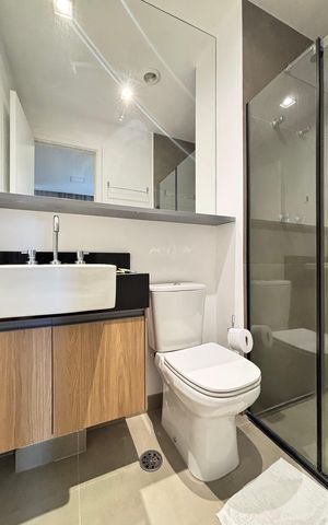 Studio para alugar com 42m², 1 quarto e 1 vaga Studio para alugar com 42m², 1 quarto e 1 vagaBanheiro