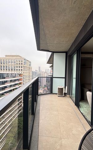 Studio para alugar com 42m², 1 quarto e 1 vaga Studio para alugar com 42m², 1 quarto e 1 vagaVaranda