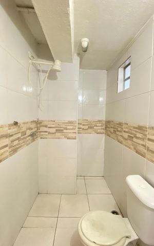 Casa para alugar com 100m², 3 quartos e 2 vagas Casa para alugar com 100m², 3 quartos e 2 vagasBanheiro 2
