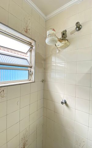 Casa para alugar com 100m², 3 quartos e 2 vagas Casa para alugar com 100m², 3 quartos e 2 vagasBanheiro 1