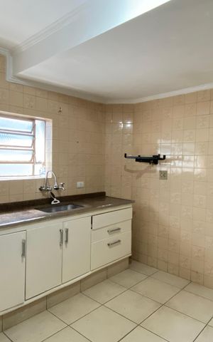 Casa para alugar com 100m², 3 quartos e 2 vagas Casa para alugar com 100m², 3 quartos e 2 vagasCozinha