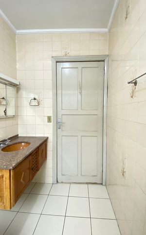 Casa para alugar com 100m², 3 quartos e 2 vagas Casa para alugar com 100m², 3 quartos e 2 vagasBanheiro 1